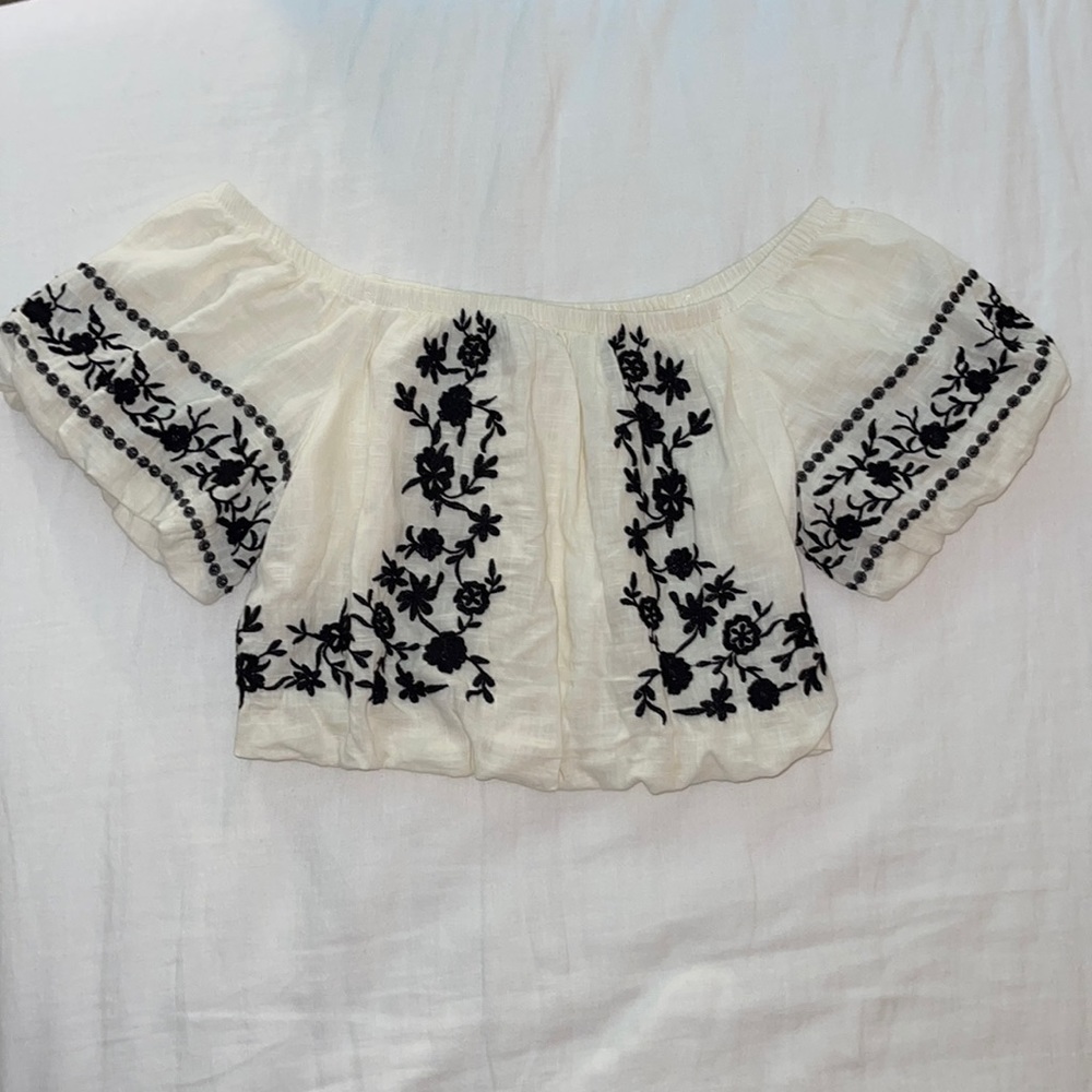American Eagle Boho Peasant Blouse